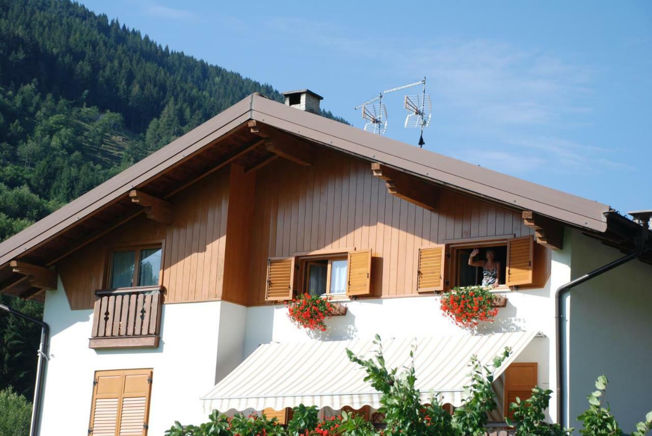 Casa Aurora -Altopiano di Pinè Bedollo Extérieur photo